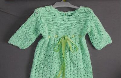 La robe en crochet (9 mois)