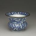 Blue and white 'dragon' zhadou spittoon, Ming dynasty, Xuande mark and period (1426-1435)