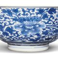 A blue and white 'peony' bowl, Qing dynasty, Kangxi period (1662-1722)