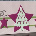 Carte de Noël tendre et féminine, avec étoiles et sapin