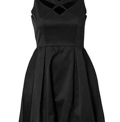 On peu juste la regardé