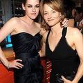 Jodie Foster, Amanda Seyfrid & Guri Weinberg à propos de Kstew