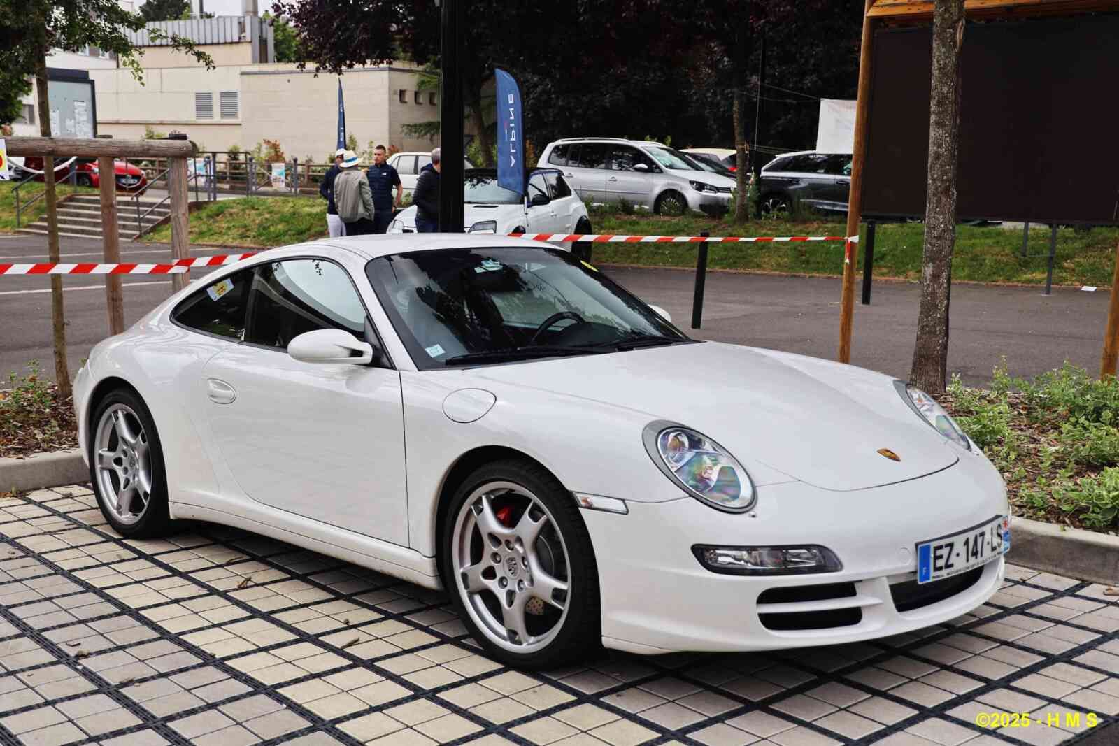 Porsche 911 (997) Carrera 4 S_01 - 20-- [D] HL_GF