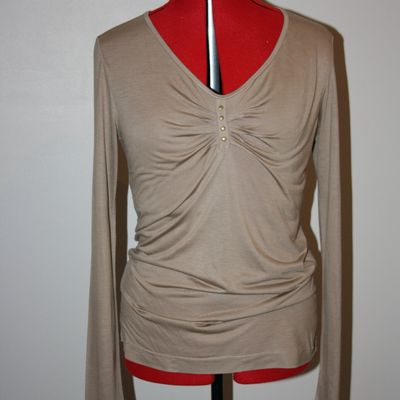 Top manches longues en jersey viscose pour femme