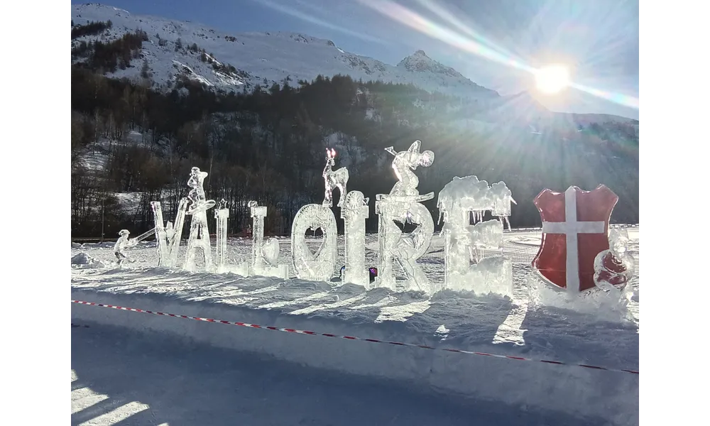 Diaporama complet du concours de sculptures sur glace et neige à Valloire