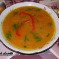 Soupe de potiron à l'émincé de poivron rouge