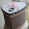 BOITE DECO ,rose et gris avec dentelle 