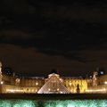 La Cour Napoléon du Louvre