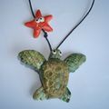 Collier avec tortue et étoile de mer