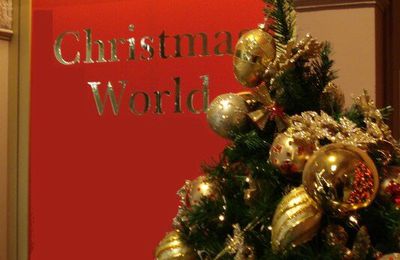 CHRISTMAS WORLD 