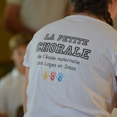 Petite chorale de la maternelle des Loges 