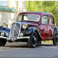 Une magnifique Traction Avant stationnée sur le site de Notre-Dame-de-Lorette ...