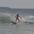 surf a Bali