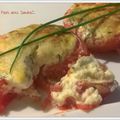 Tomate farci au fromage et aux herbes