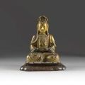 Bodhisattva en bronze doré, représenté assis dans l'attitude de méditation. Chine circa XVIIe siècle.