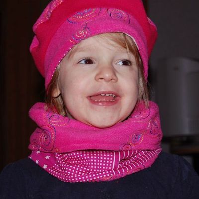 Un chapeau et un snood pour ma fille