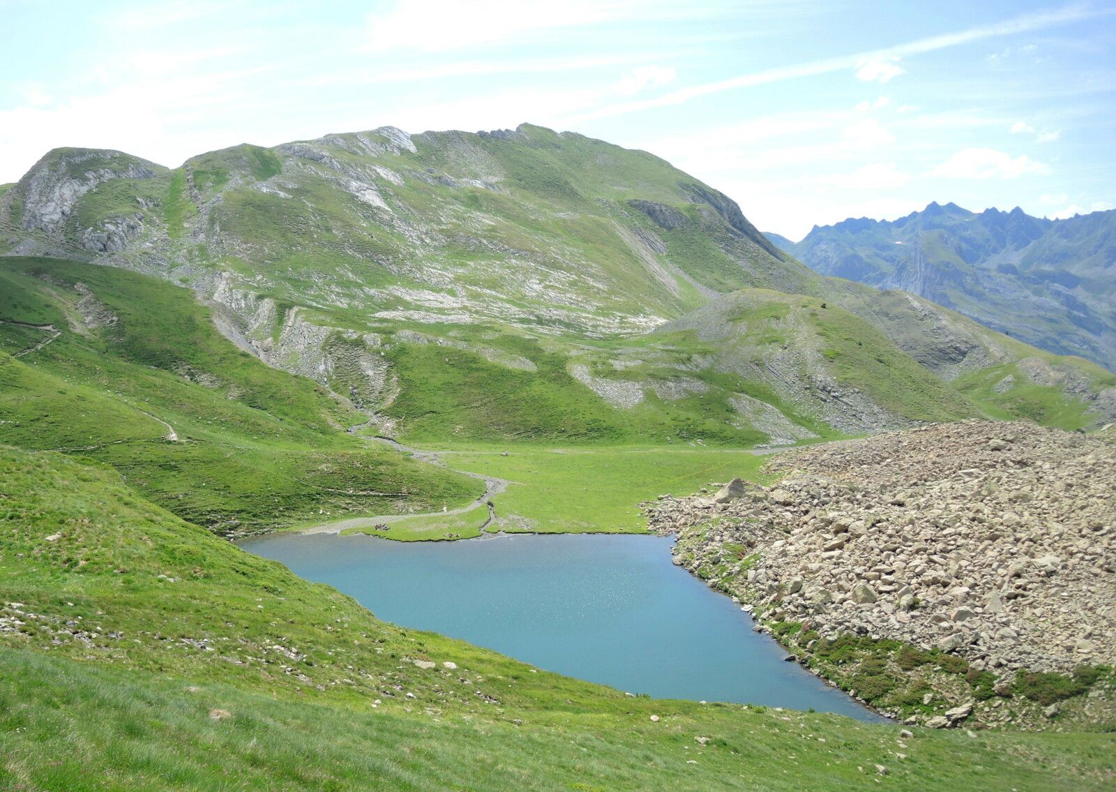 Lac de Peyreget, rando Pombie-Peyreget, panorama. (64)