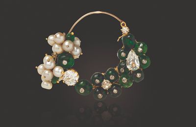 An antique emerald bead, diamond and seed pearl nath, early 20th century
