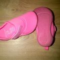 Chaussons roses taille 23 - 5€