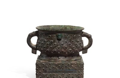 Zhou dynasty Bronze sold at Sotheby's, Hong Kong, 17 April 2024