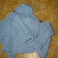Deux petites vestes tricotées