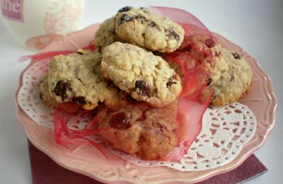 Cookies aux flocons d'avoine, à la vanille & aux raisins secs...pour "Le jour du livre"