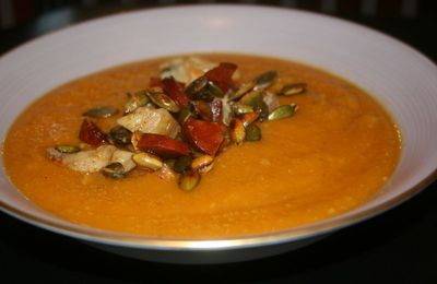 Vélouté gourmand de potiron, potimarron, chataîgne et p'tits trucs croustillants qui font la différence