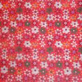 coupon tissu patchwork fleurs Liberty rétro vintage, rouge, vert, env. 50x50 cm