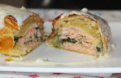 SAUMON EN CROUTE SAUCE OSEILLE 