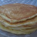 PANCAKES (AVEC UNE PINCÉE DE CANNELLE)