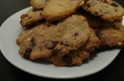 Délicieux biscuits céréales, miel, chocolat et noisettes!