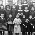 FOURMIES - L'Ecole en 1918 ***