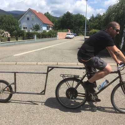 La base de ma remorque solaire pour le Suntrip