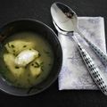 Bouillon aux Quenelles de Semoule Fine ou Griessklösschen Klare Suppe 