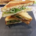 CLUB SANDWICH A LA MOUSSE DE ROQUEFORT ET NOIX