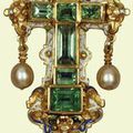 Emerald cross. 1575 to 1799