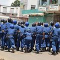 Burundi- Manifestations, tirs et morts à Bujumbura: Nkurunziza refuse toujours de partir.