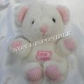 Doudou Peluche Ours Assis Blanc Oreilles Et Pattes Rayures Rose Brodrerie LOVE LAND