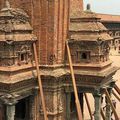 NEPAL : UN AN APRES LE SEISME LA RECONSTRUCTION N'A PAS COMMENCE