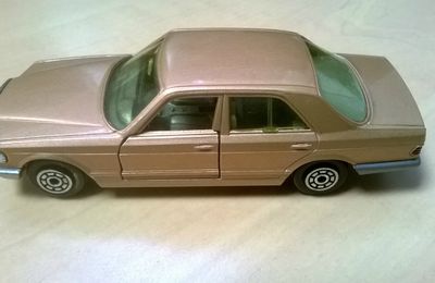 (Norev - 890) Mercedes-Benz 280 berline