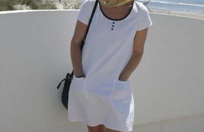 une E du stylish dress book