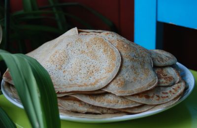 Crèpes à la banane et lait d'amande sans gluten ni produits laitiers