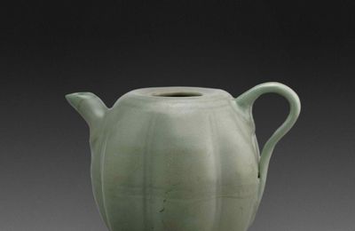Celadon Lobed Ewer, Longquan ware, Southern Song dynasty (1127-1279)