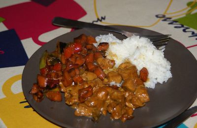 Emincé de poulet au curry et ses légumes croquants