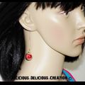 Boucles d'oreilles !! BUBBLE CHAIN !! en metal et Verre garnie de perles rouge T: 6.5cm long BELICIOUS-DELICIOUS-CREATION 