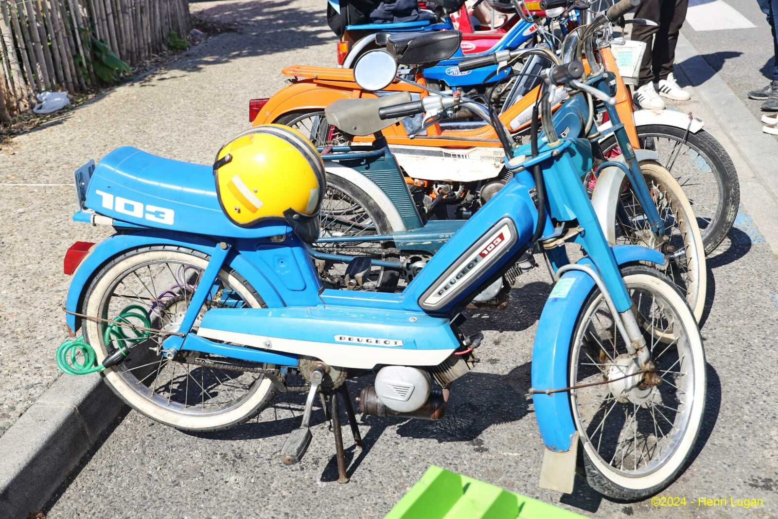 Peugeot 103 50cc_03 - 1971 [F] HL_GF