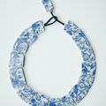 Julie Decubber, Bijoux de porcelaine et faïence bleu et blanc