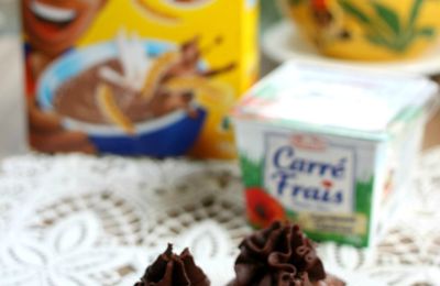 Madeleines au chocolat et glaçage Carré Frais & Banania {recette de goûter + goodies à gagner}
