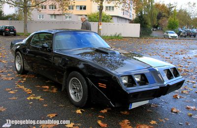 Pontiac trans am de 1979(Retrorencard novembre 2013)