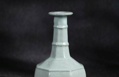 An exceedingly rare guan-glazed octagonal bottle vase, Song dynasty or later